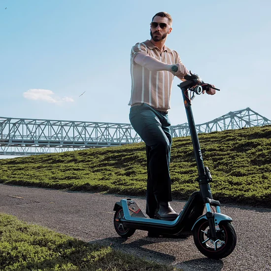 NIU KQi 300X Electric Kick Scooter (11)